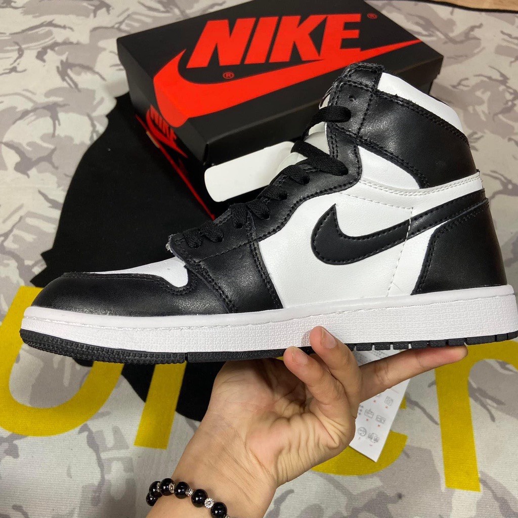 Giày Jordan Cổ Cao JD1 Panda Đen Trắng Giày Sneaker Nam Nữ Đen Trắng Nike Air Jordan 1 Panda High G04