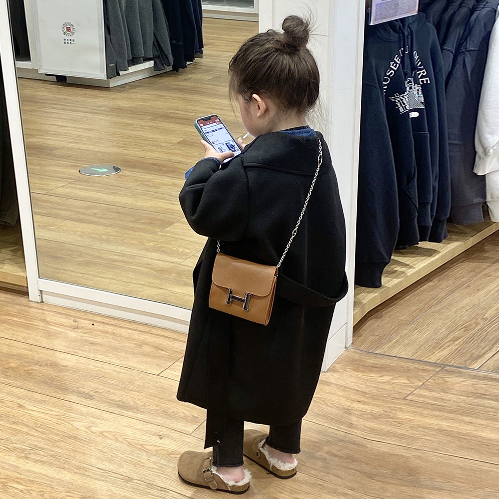 Áo Khoác Len Hai Mặt Màu Đen Dáng Rộng Phong Cách Hàn Quốc Thời Trang Thu Đông Xinh Xắn Cho Bé Gái