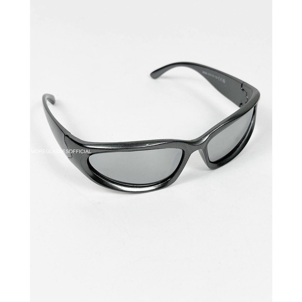 Kính mát có sẵn MOREGLASSES phong cách thời trang nam nữ Y2K Punk 2023 tròng kính chống UV 400 ảnh thật
