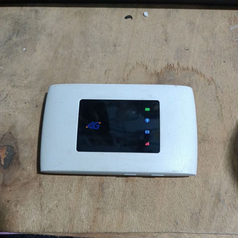 phát wifi di động 4G mobifone MF920V ( hàng cũ)