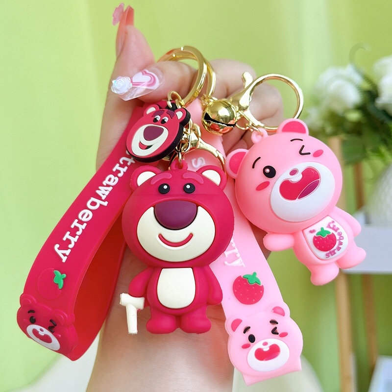 Móc chìa khóa gấu dâu hồng lotso nữ tính dễ thương phong cách hàn quốc De Perier