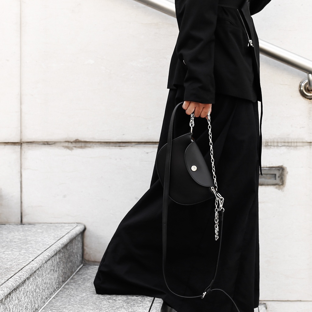 Túi xách Floralpunk Crescent Bag Black