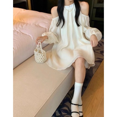 Váy / Đầm BabyDoll Cổ YếmTrễ Vai 2 Lớp Dài Tay Tơ Suông Cách Điệu Siêu Đáng Yêu