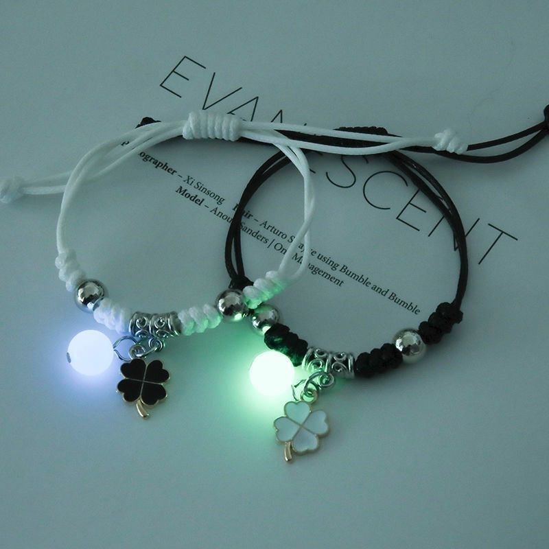 Set 2 Vòng Tay Dây Thừng Mặt Trăng Và Ngôi Sao Phát Sáng Trong Bóng Tối