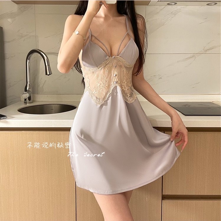 Váy ngủ lụa phối ren xuyên thấu có hàng cúc giữa sexy THE CELYNBRA - V70 | BigBuy360 - bigbuy360.vn