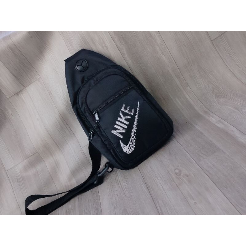 Túi đeo chéo Nike phong cách thời trang Hàn Quốc