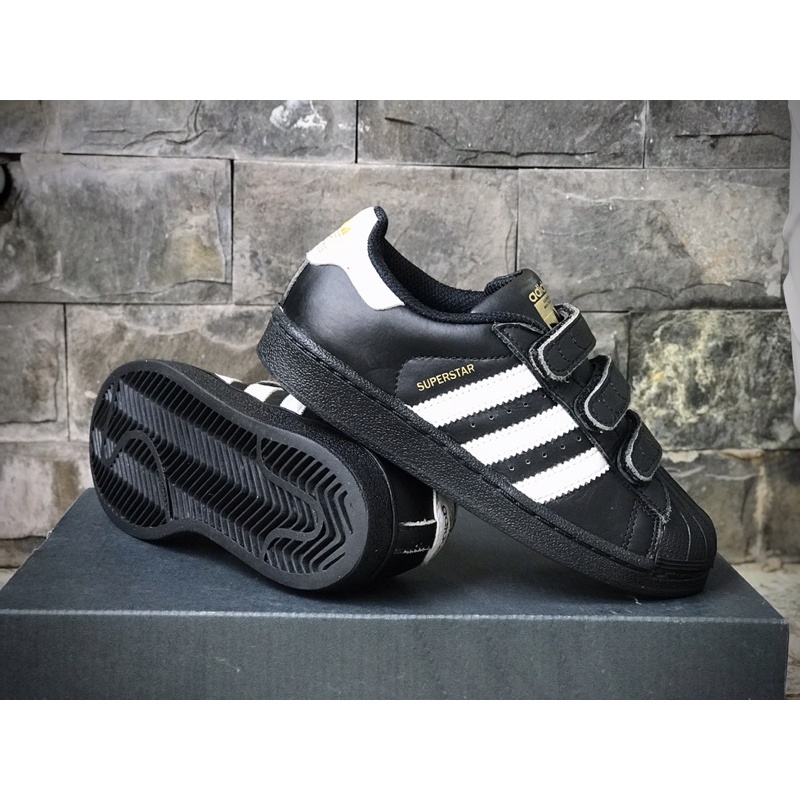 Giày Adidas superstar Đen cho bé -size 31