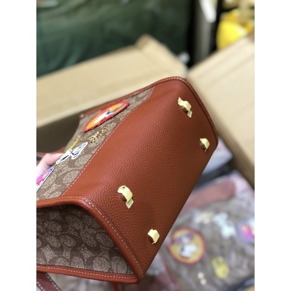 Túi coach tote size 22
