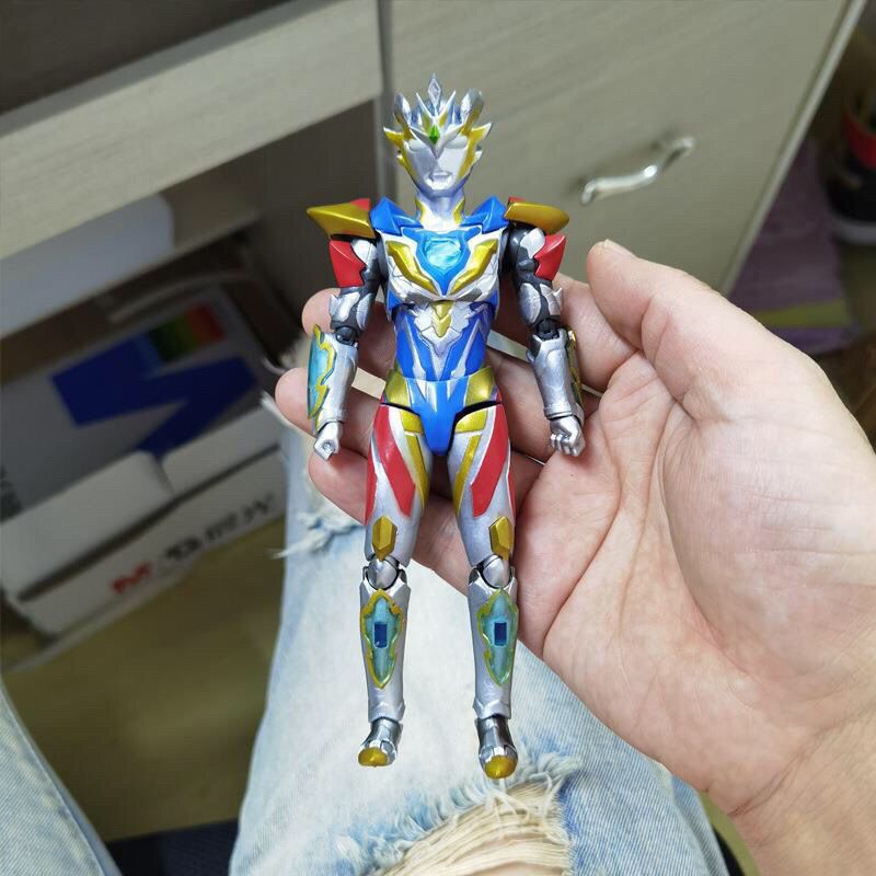 ✨Mô Hình Nhân Vật Ultramandelta Có Khớp Cử Động Cho Bé