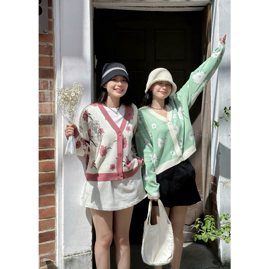 Áo khoác len hoa cardigan cổ V nút cài tay dài phối màu Hàn Quốc Flory Cardigan - Sibling House
