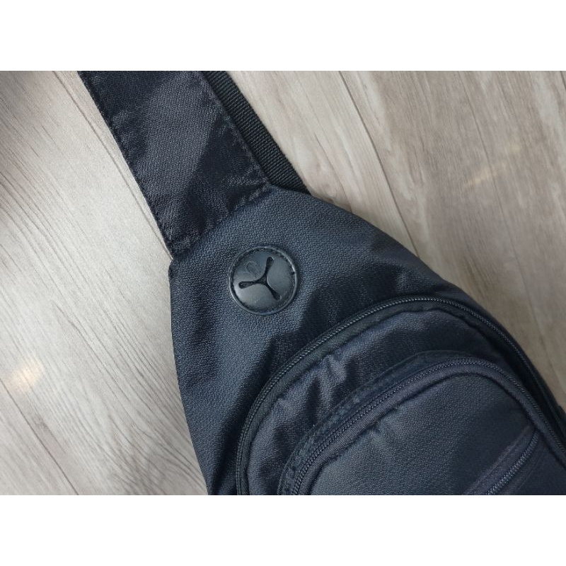 Túi đeo chéo Nike phong cách thời trang Hàn Quốc