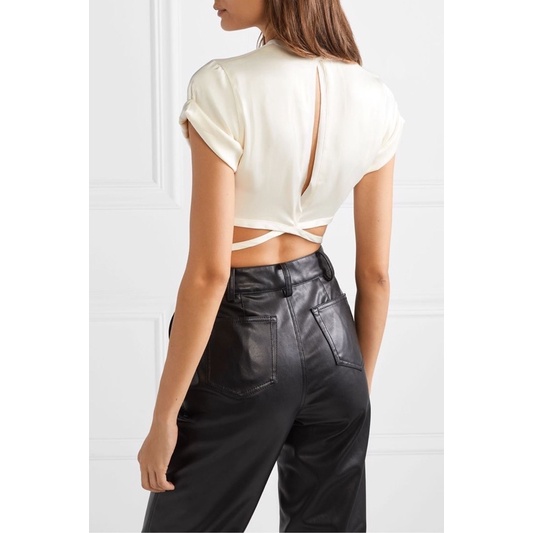 Áo croptop tay con