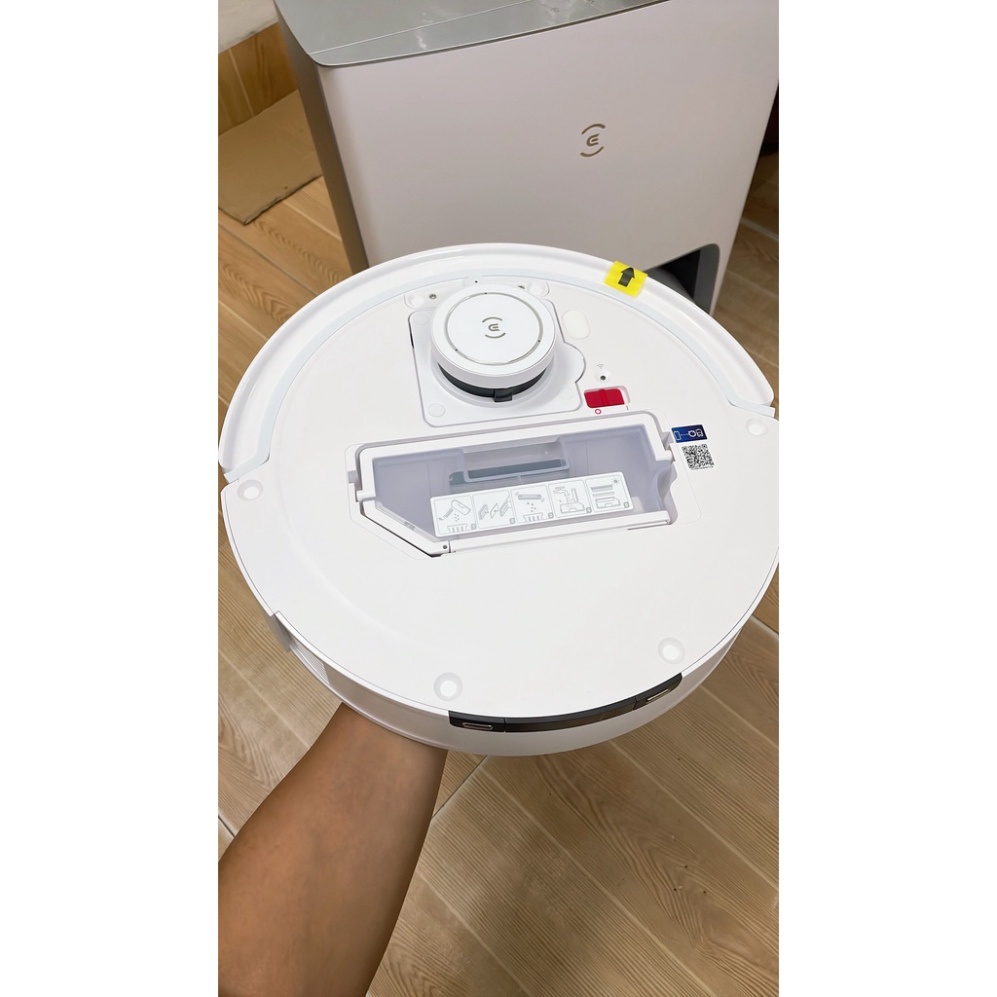 Robot hút bụi lau nhà Ecovacs Deebot T10 OMNI - Hàng trưng bày