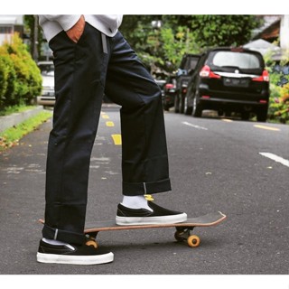 quần dickies lưng chữ đen bẻ cạp forrm xuông