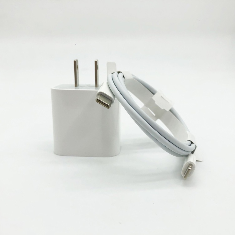 Củ sạc nhanh PD 20W  cho điện thoại nhà Táo 12 13 14 Pro Max