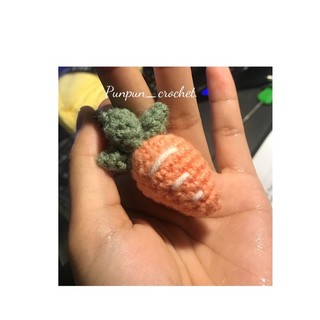 Móc khoá củ cà rốt mini