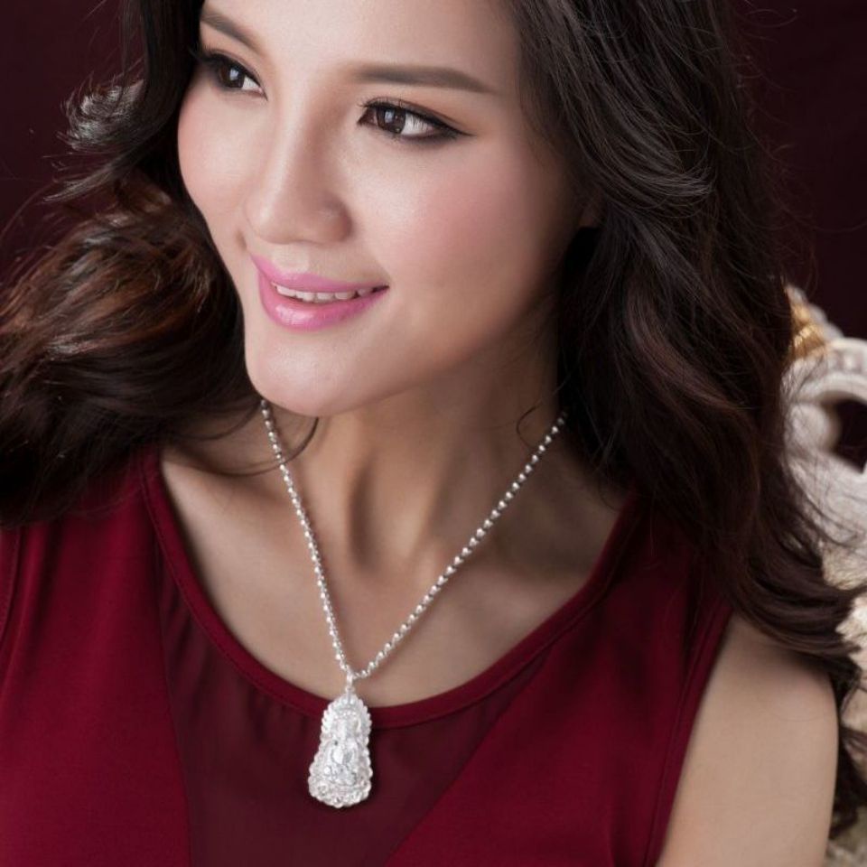 Mặt Dây Chuyền Bạc S999 Hình Phật Bằng Bạc Nguyên Chất
