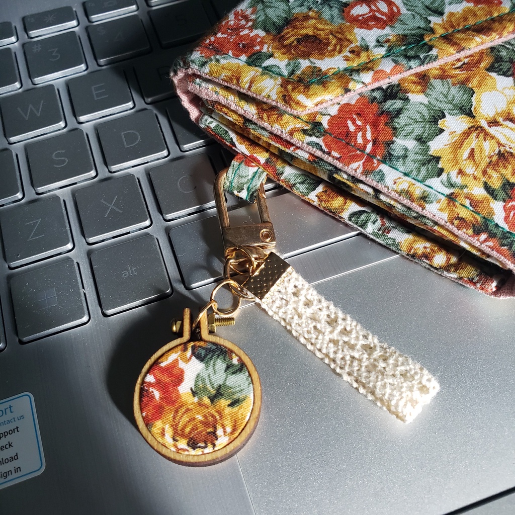 Móc Khóa Handmade Bọc Vải Phong Cách Vintage