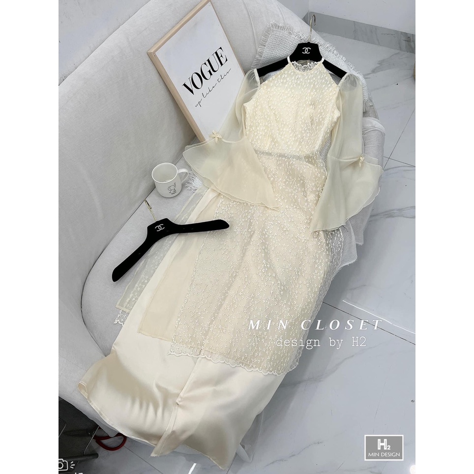 Set áo dài ren hoa nhí cổ bèo tay loe mã Aodaihovaixetayloe300