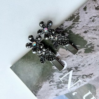 Set kẹp tóc mái đá đen hình hoa Modleaf Black stone flower pin Hàn Quốc
