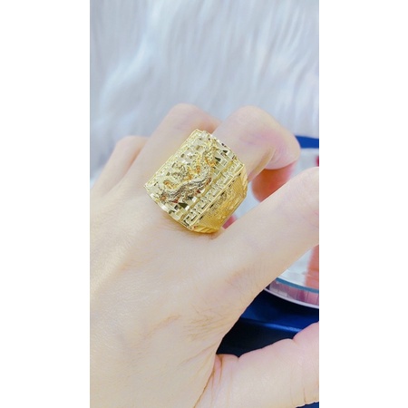 Nhẫn nam kiểu vuông mặt chạm hình rồng mạ vàng 18 cao cấp mẫu mới về