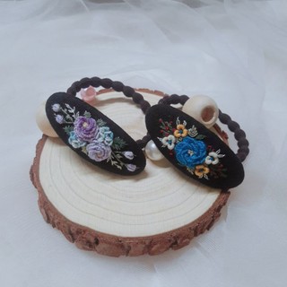 Cột tóc thêu tay handmade