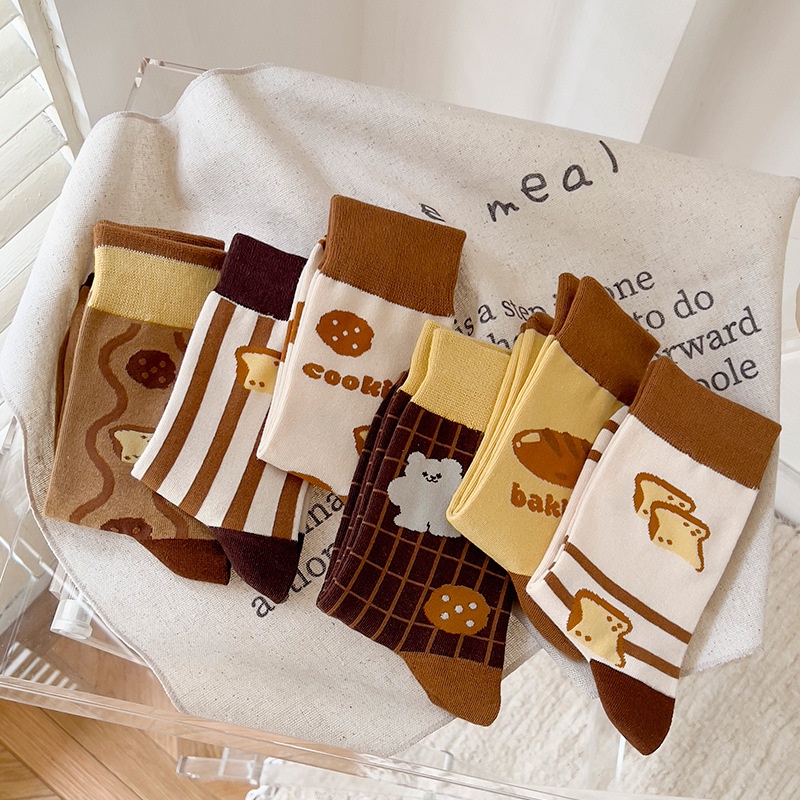 Vớ Nữ In Họa Tiết Gấu Hoạt Hình Dễ Thương D136