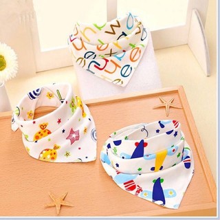 Khăn yếm tam giác cotton có cúc bấm cho bé
