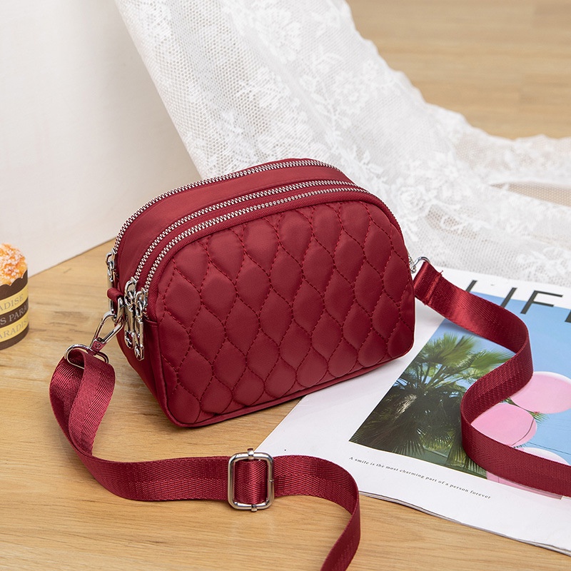 Túi Đeo Vai Bằng nylon Chống Nước Họa Tiết Hình Thoi Thời Trang Dễ Phối Đồ Cho Nữ