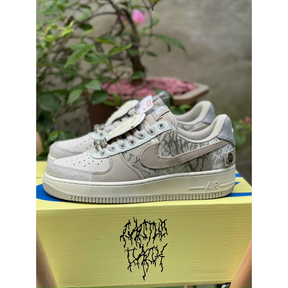Giày thể thao sneaker Air Force 1 Low Travis Scott trắng nâu 2022