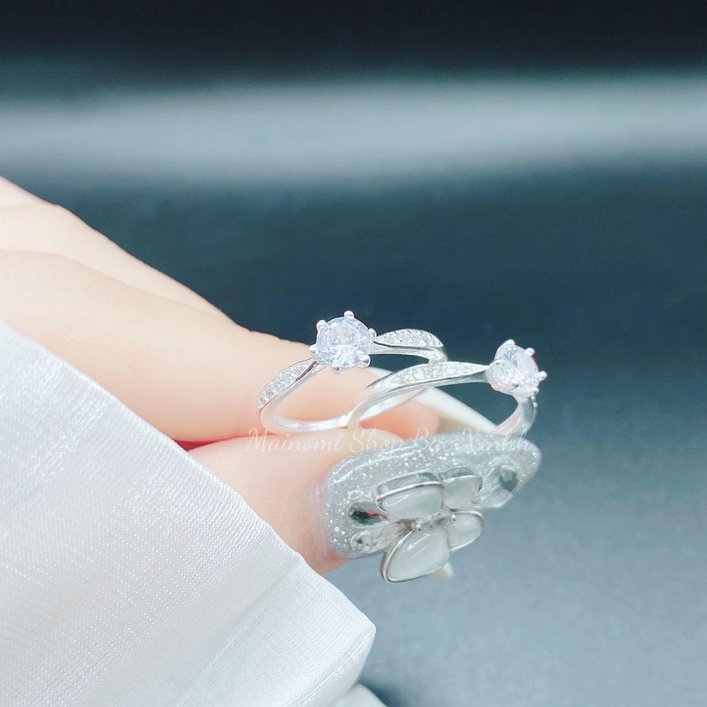 Nhẫn nữ đá chủ 5ly 6 chấu thấp viền nhỏ dần MAINOMI tạo cảm giác nhỏ nhắn xinh xắn thon dài ngón tay