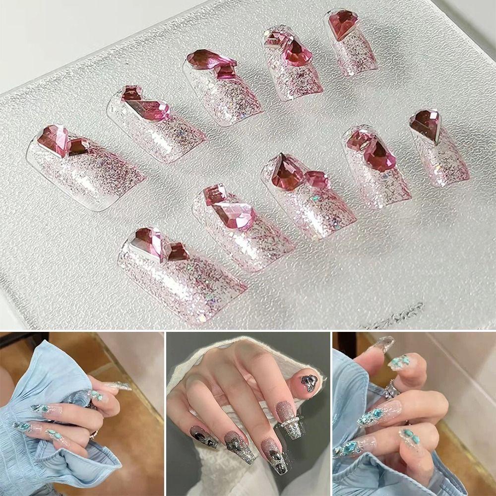 Bộ 24 Móng Tay Giả Hình Trái Tim Xinh Xắn