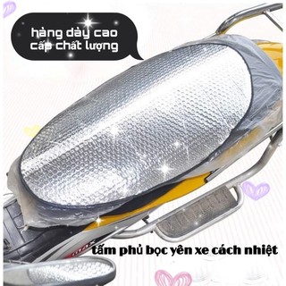 Miếng che yên xe máy, tấm lót cách nhiệt che nắng chống nóng yên xe , che bụi, che mưa 2 lớp tráng bạc (60 X 33)CM