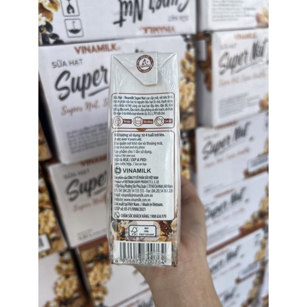 Thùng 24 hộp sữa 9 loại hạt vinamilk Super Nut 180Ml