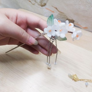 Trâm cài tóc hoa mận trắng