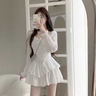 Váy thời trang nữ tính