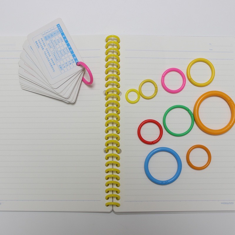 Khoen còng nhựa PE nhiều màu làm Flashcard, sổ bìa còng, móc treo đồ Creamy