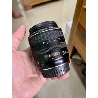 Lens Canon EF 28-105mm f3.5-4.5 macro dùng được cho canon EOS Fullframe và crop và dùng được cho máy film eos
