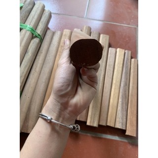 Cán búa làm bằng gỗ lim nhập khẩu