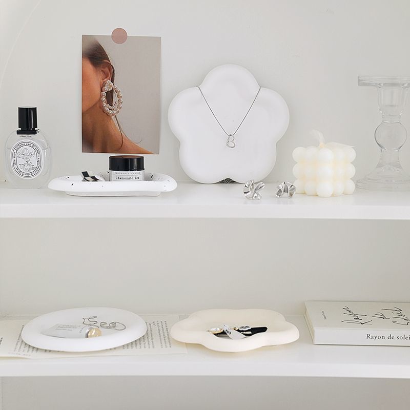 Khay Thạch Cao Màu Trắng Nhám Trưng Bày Trang Sức Tiện Dụng