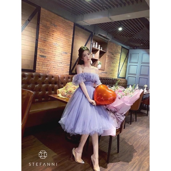 Váy thiết kế cô dâu bồng bềnh