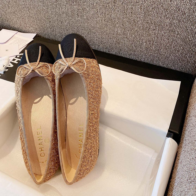 Giày Búp Bê Mũi Vuông 1.5cm Màu Sắc Tương Phản Nhẹ Nhàng Thoải Mái Chống Mài Mòn Thích Hợp Cho Nàng Tiên