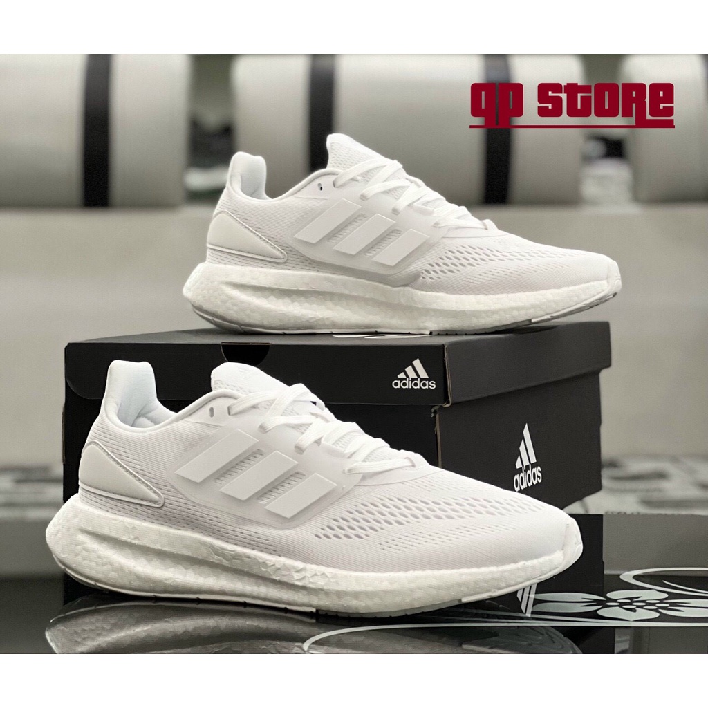 Giày Thể Thao Adidas PureBoost 22