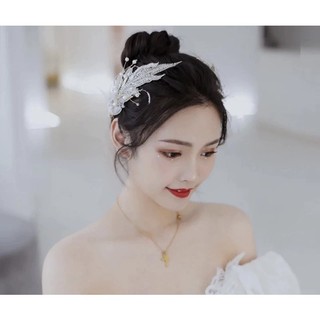[Phụ kiện cô dâu] Kẹp tóc lá cườm trắng kết tóc lông vũ & hạt châu - MS930