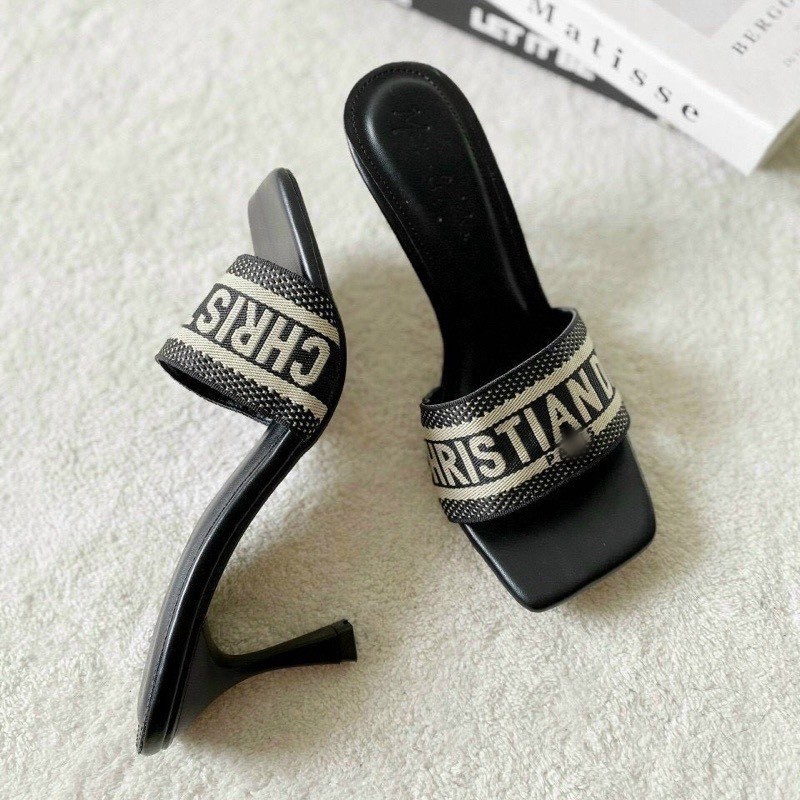 Dép nữ cao gót cao 7p sang chảnh dễ đeo.