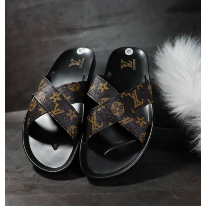 Dép Nam Thiết Kế Đa Dạng