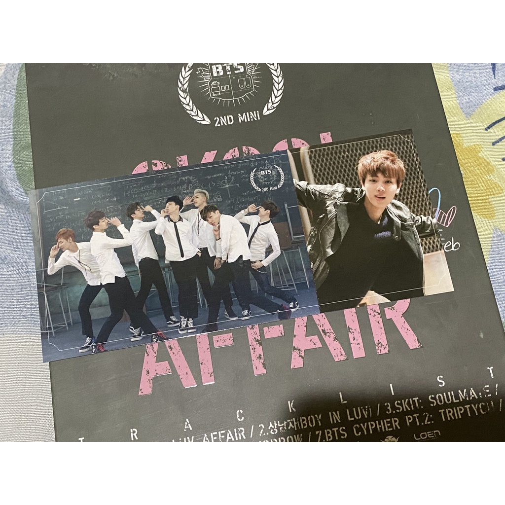 VStore - duyendo97  BTS : SKOOL LUV AFFAIR - HỘP ĐỒ CHƠI BO GÓC