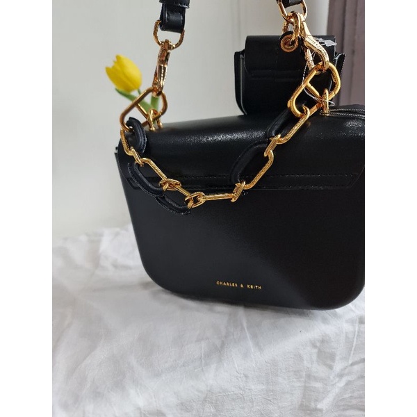 Túi nữ kèm ví đựng airpod CNK