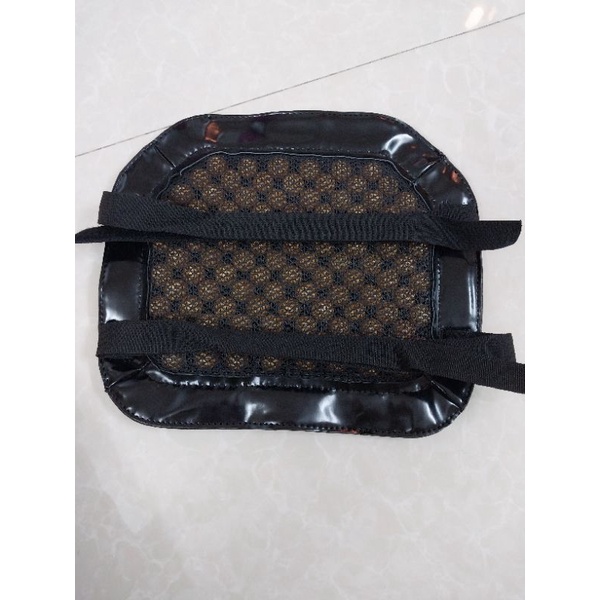 Lót yên xe máy hạt gỗ