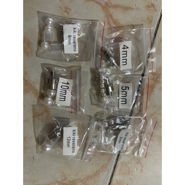 Khuôn đóng ngọc sử dụng cho máy đóng cầm tay màu trắng